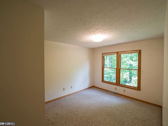 North-East Bedroom
