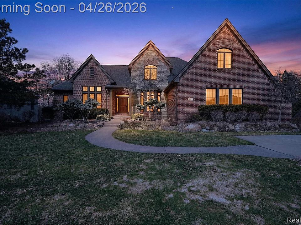 1st image of 6932 Oakhurst Ridge Rd