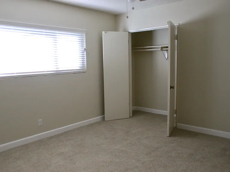 11620 Bellflower Blvd — Photo 8