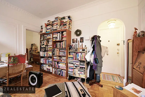 Rented by ZealEstate Group Inc | media 16