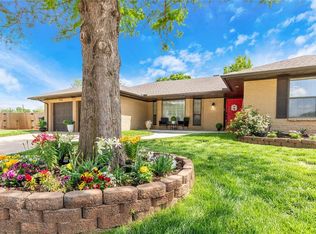 108 Easy Street Ct, Edmond, OK 73012
