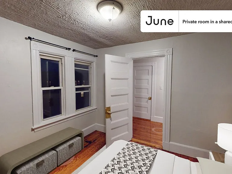 34 Coolidge Rd #D — Photo 1