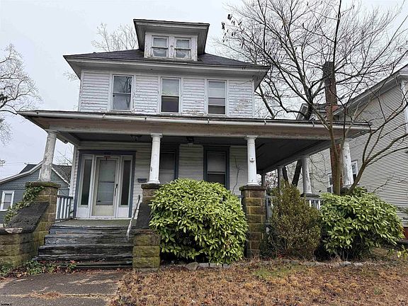 3rd image of 420 Philadelphia Ave