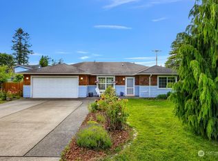 8309 Sunset St, Blaine, WA 98230