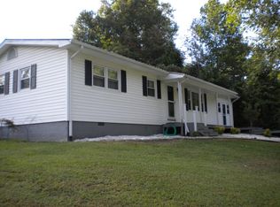 8891 Highway 111, Byrdstown, TN 38549