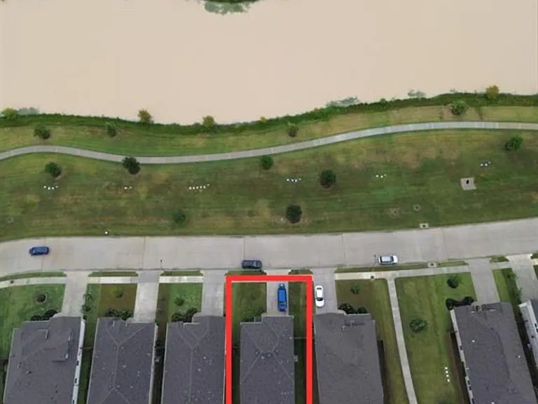 7315 Buckthorn Hollow Trl — Photo 21