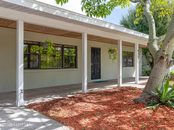 472 Coral Dr, Melbourne, FL 32935