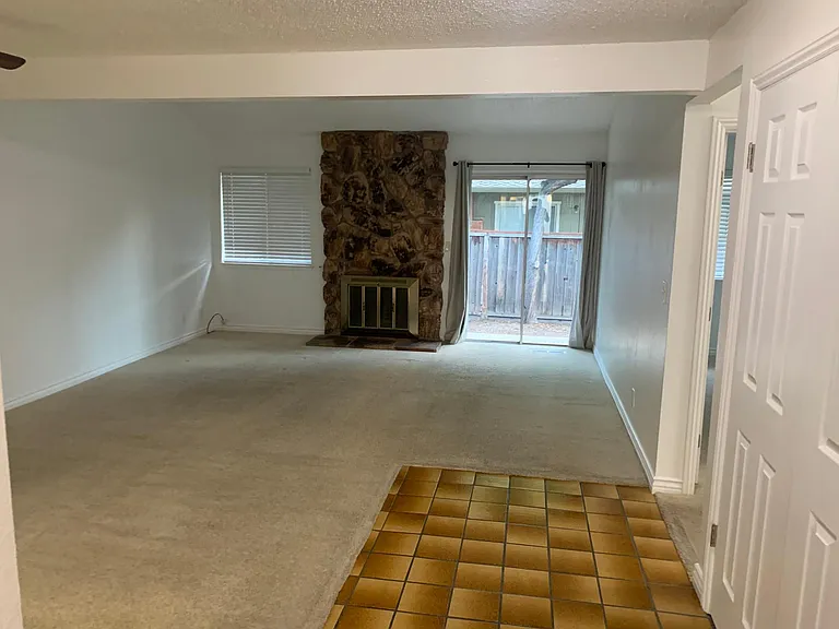1277 E Fremont Ter — Photo 16