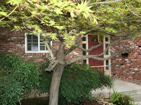3rd image of 717 S Mills Ave