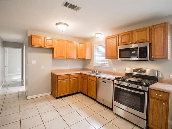 2nd image of 303 Adolphus Ave