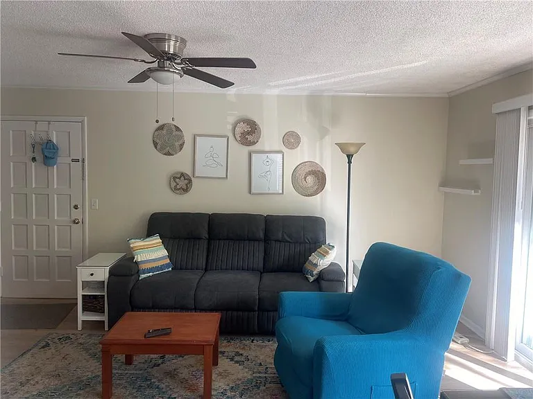800 Mallery St #G-56 — Photo 4