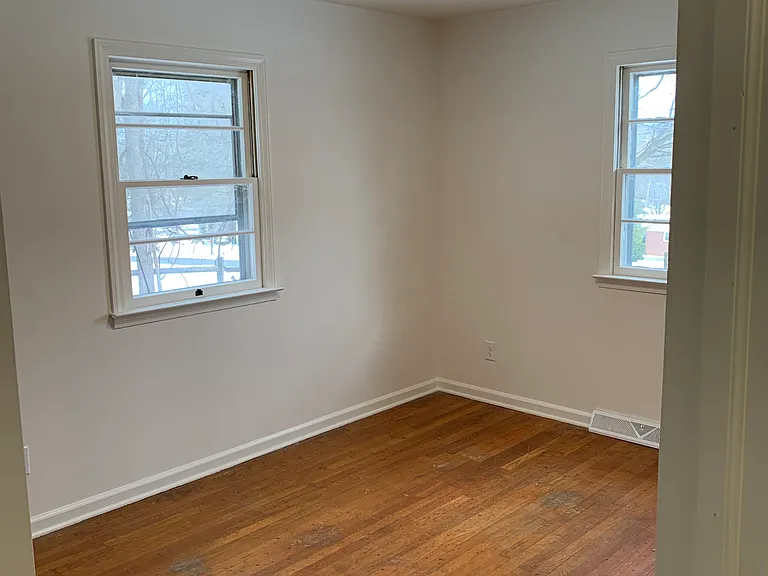 149 Walnut St — Photo 11