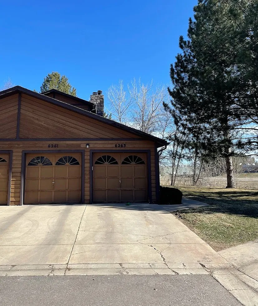 Building Photo - 6261 Willow Ln