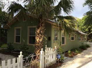 1971 Mullins St, Naples, FL 34112