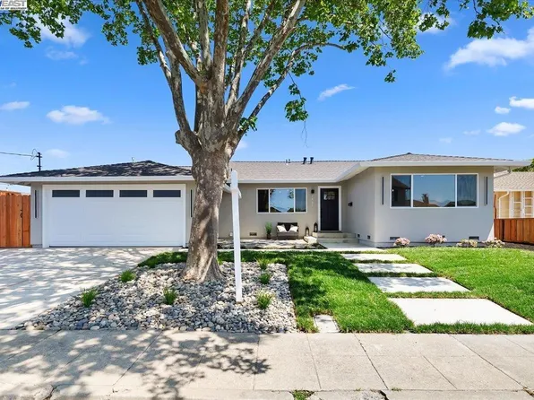 7461 Brookdale Ct, Dublin, CA 94568