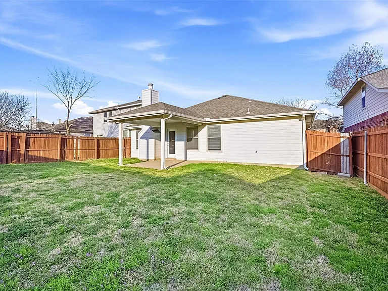 518 Niagara Falls Dr — Photo 26