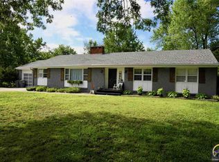 2017 Huntington Rd, Emporia, KS 66801