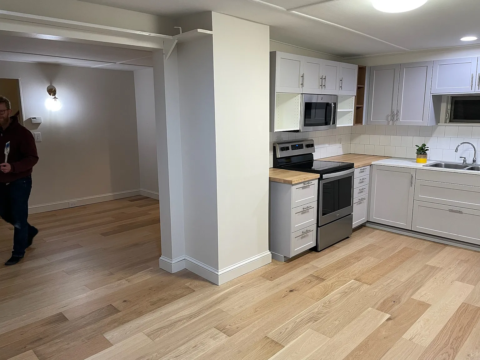 2 bed, 800 sqft, $1,750 — Photo 3