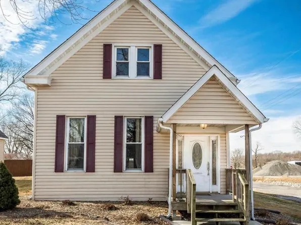 540 N Duncan St, Marine, IL 62061