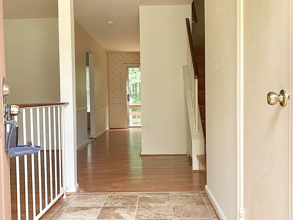 2nd image of 5431 New London Park Dr