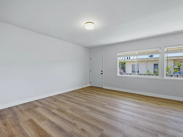 243 Crandall St — Photo 13