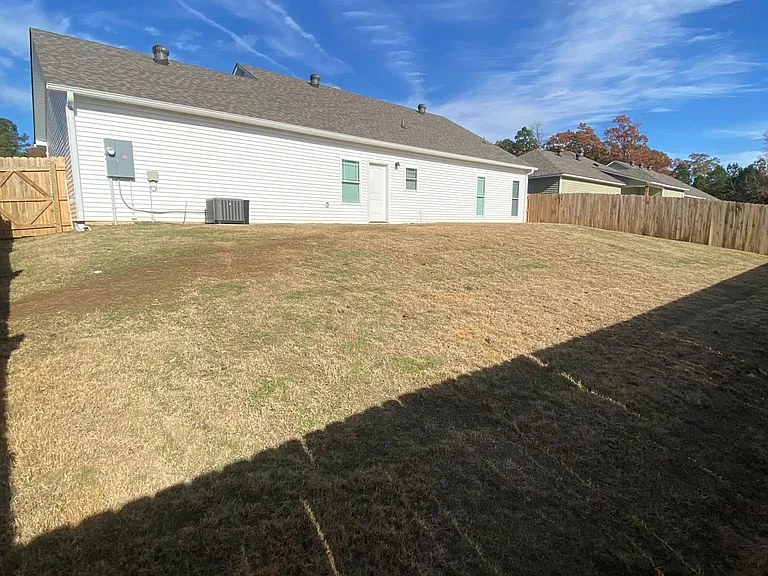 2508 Garden Bend Dr — Photo 12