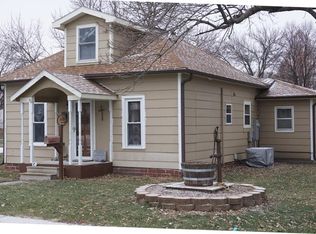 803 E Jefferson St, Winterset, IA 50273