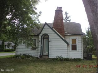 1722 Charles St, Portage, MI 49002