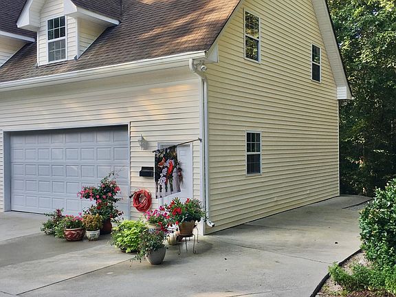 3rd image of 4438 Gillsville Hwy #1