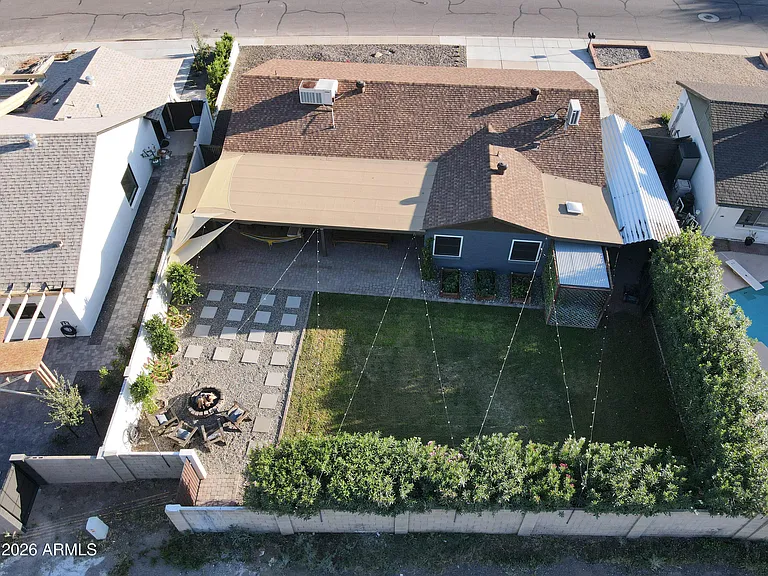 2200 N Los Altos Dr — Photo 43