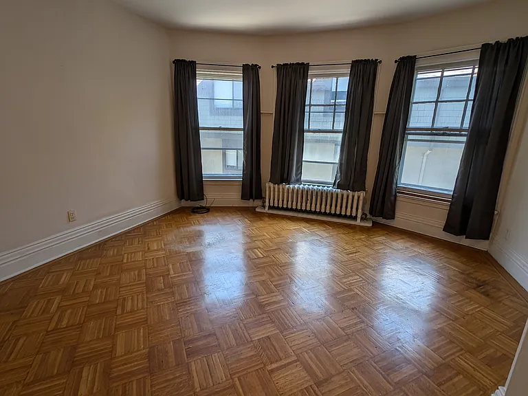 541 University Ave #1 — Photo 14