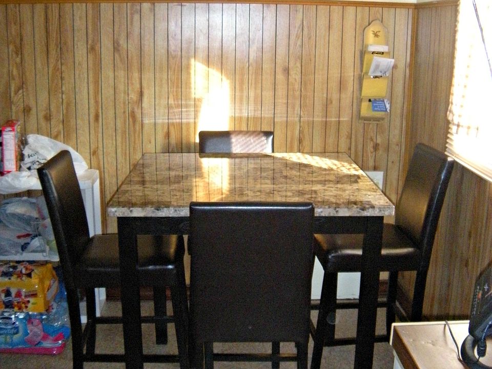 2nd image of 12021 Brooklawn Ave