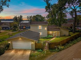 5420 Joslin Dr, Gregory, MI
