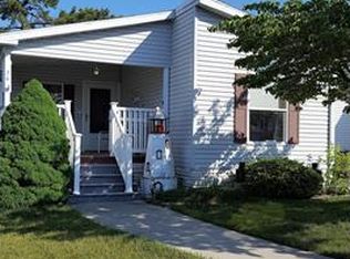 36 Pine Ridge Blvd, Whiting, NJ 08759