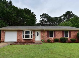 5545 Hibiscus Rd, Pensacola, FL 32504