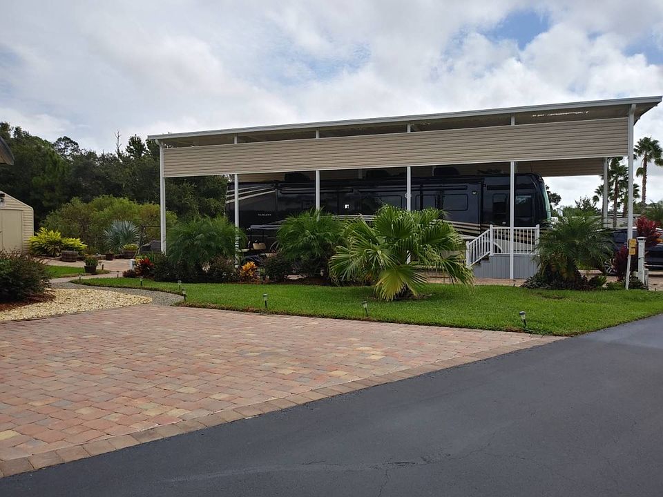 2nd image of 2731 Saint George Dr