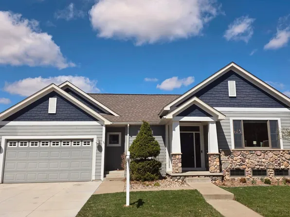 11614 Laketowne Vw, Albertville, MN 55301