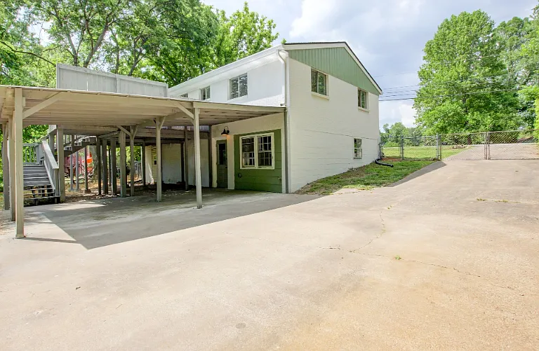 2024 Lintwood Dr — Photo 46
