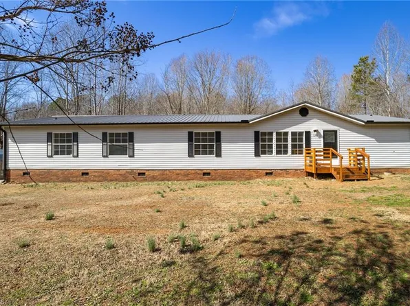 266 Ridgewood Dr, Linwood, NC 27299