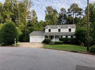 3006 9th Street Ln NE, Hickory, NC 28601