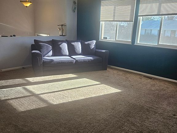 Frontroom