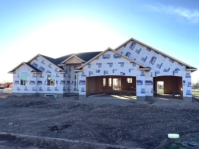 1st image of 1271 N Blue Grass Ln