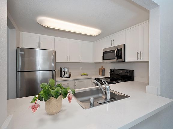 Open Kitchen
