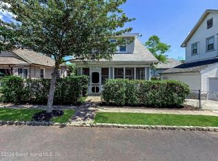454 Home Ave, Staten Island, NY 10305