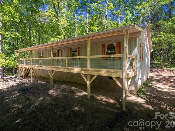 3rd image of 3161 Morganton Furniture Rd