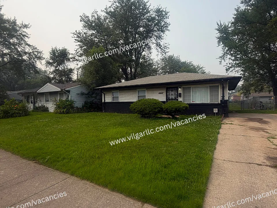4414 W 24th Pl
