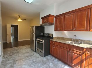 1918 Bleecker St, Flushing, NY 11385