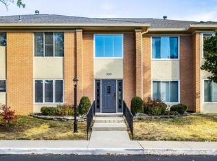398 Hunters Ln APT D, Carmel, IN 46032