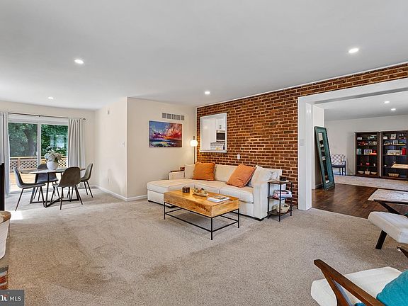 4th image of 6 Homewood Rd