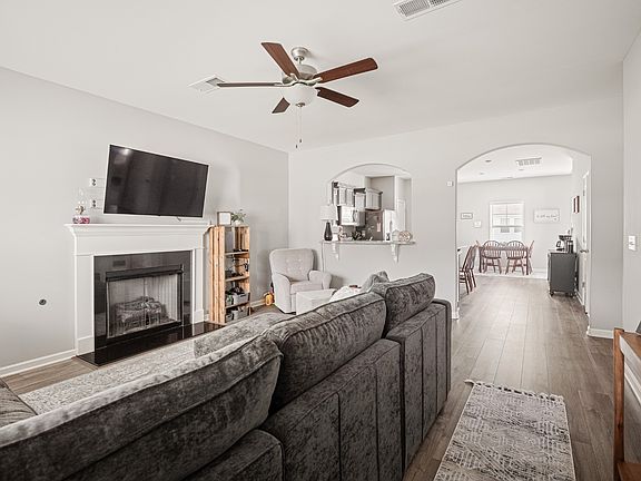 4th image of 5136 Bridgemore Blvd
